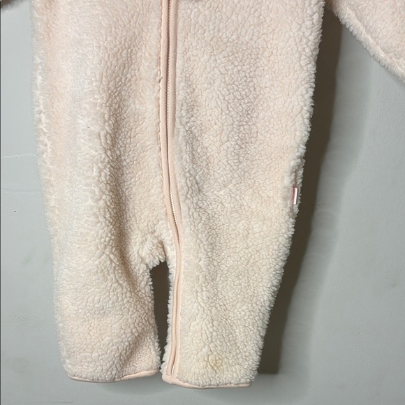 GAP Cream Fleece Kids Footie - Picture 3 of 10